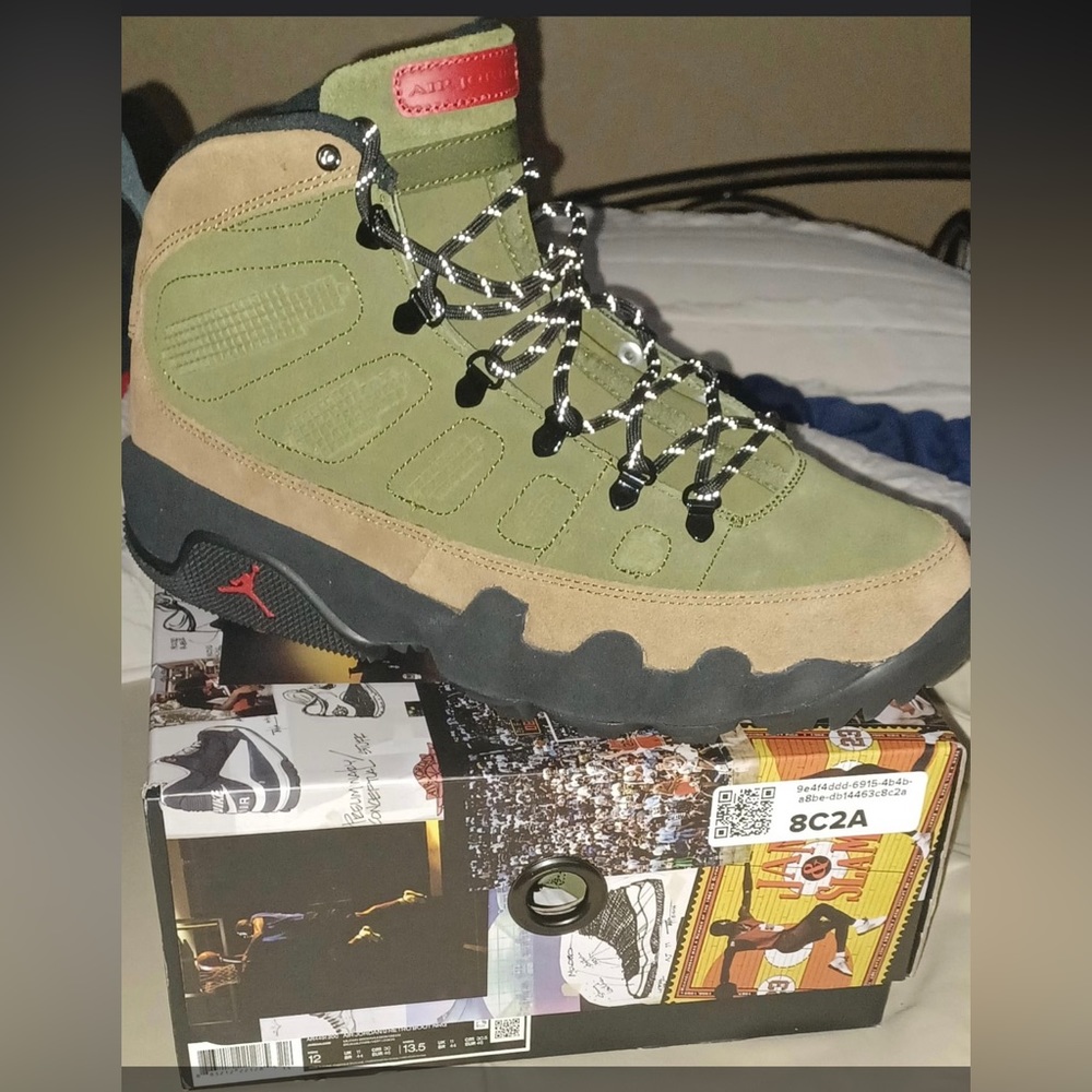 Air Jordan 9 Retro Boot NRG